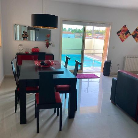Moderne Villa In Aveiro Portugal ガファーニャ・ダ・ヴァゲイラ エクステリア 写真
