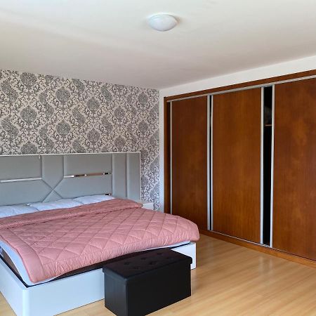 Moderne Villa In Aveiro Portugal ガファーニャ・ダ・ヴァゲイラ エクステリア 写真