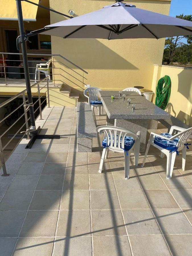 Moderne Villa In Aveiro Portugal ガファーニャ・ダ・ヴァゲイラ エクステリア 写真
