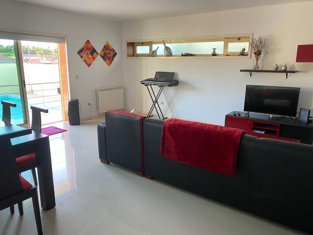 Moderne Villa In Aveiro Portugal ガファーニャ・ダ・ヴァゲイラ エクステリア 写真